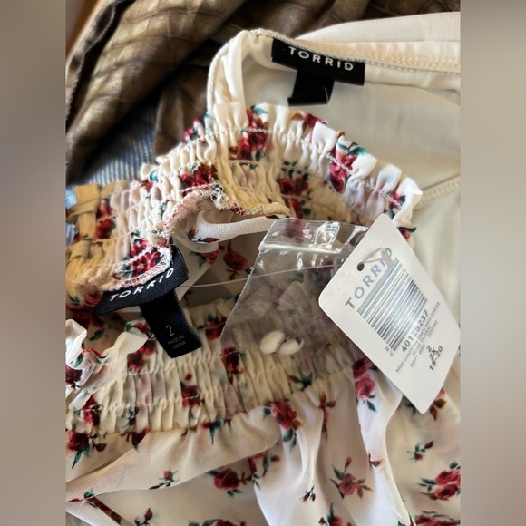 🌹🖤 TORRID Mini Chiffon Smocked Dress Rose Floral 2X NWT - Picture 8 of 11